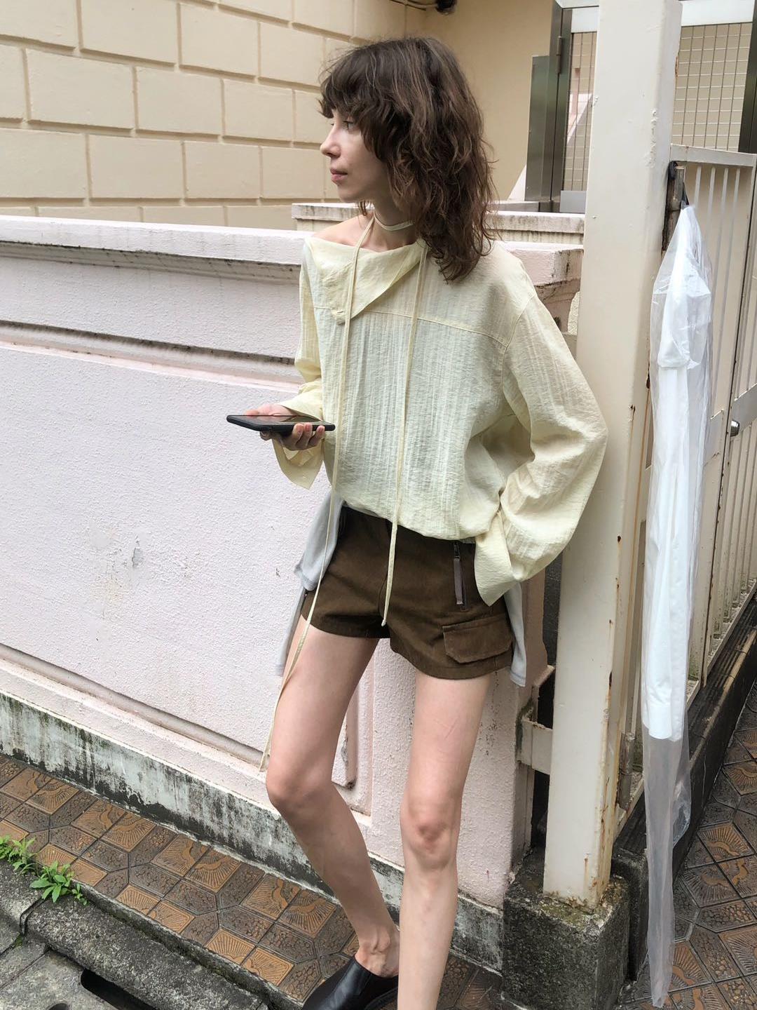 設計領不易皺上衣(附綁帶)